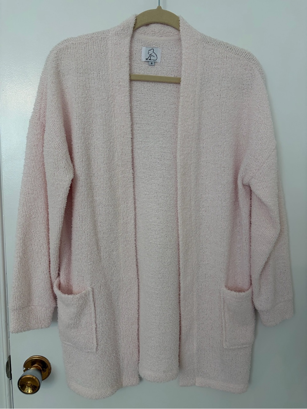 Soft Open-Front Light Pink Knit Cardigan with Pockets